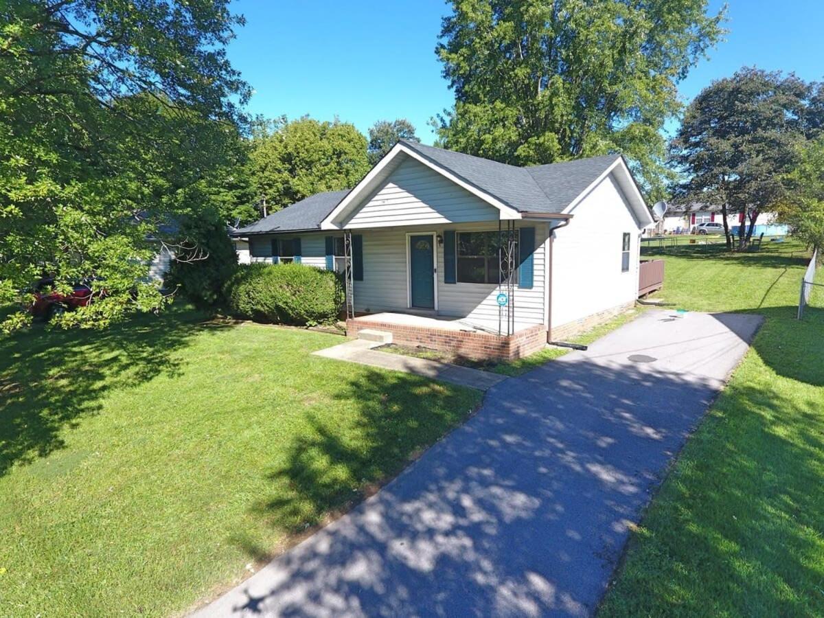 Beautiful Home In A Nice Place Clarksville Exterior foto